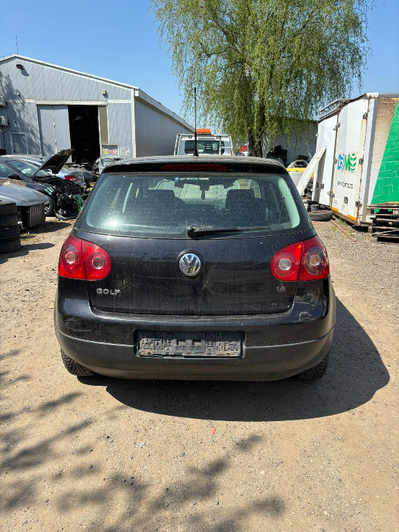 Stop stanga spate Volkswagen Golf 5 2006