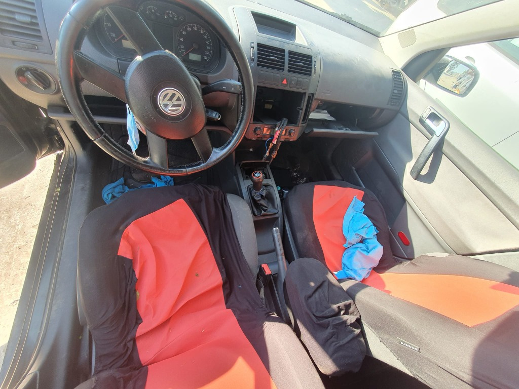 Stop stanga spate Volkswagen Polo 9N 200