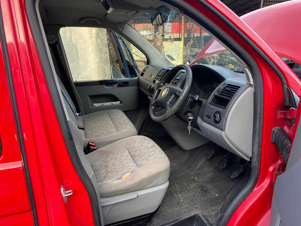 Stop stanga spate Volkswagen T5 2006 lon