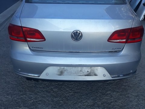 Stop stanga spate VW Passat B7 2012 berlina 2.0 tdi