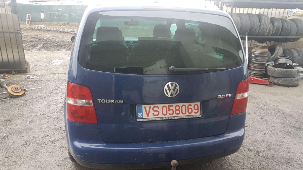 Stop stanga spate VW Touran 2004 COMBI 2