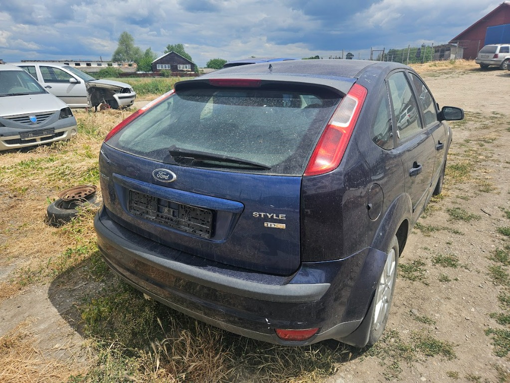 Stop stanga / stop dreapta Ford Focus 2 1.6 TDCI din 2006