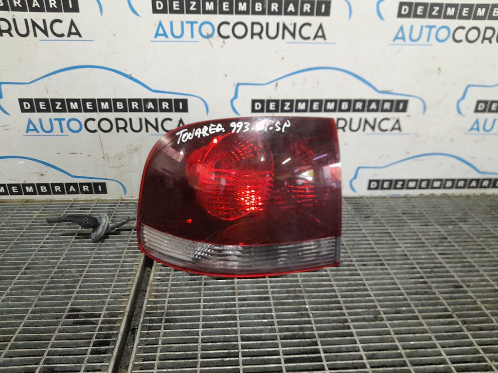Stop Stanga Volkswagen Touareg facelift 2007 - 2010 SUV 4 Usi