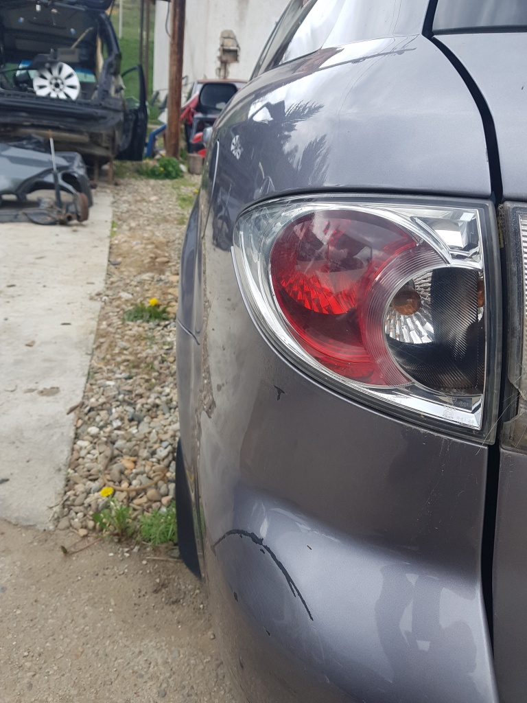 Stop stanga mazda 6. 2004 combi
