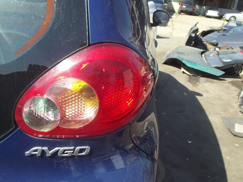 Stop Toyota Aygo 2006-2012 stop dreapta lampa tripla dezmembrez Aygo