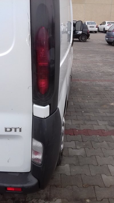 Stop Tripla Dreapta Spate Opel Vivaro 1.9 DCI F9Q