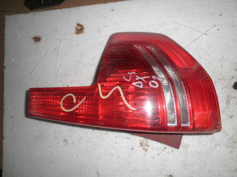 Stop / Tripla / Lampa Dreapta Citroen C4 Hatchback 4 Usi