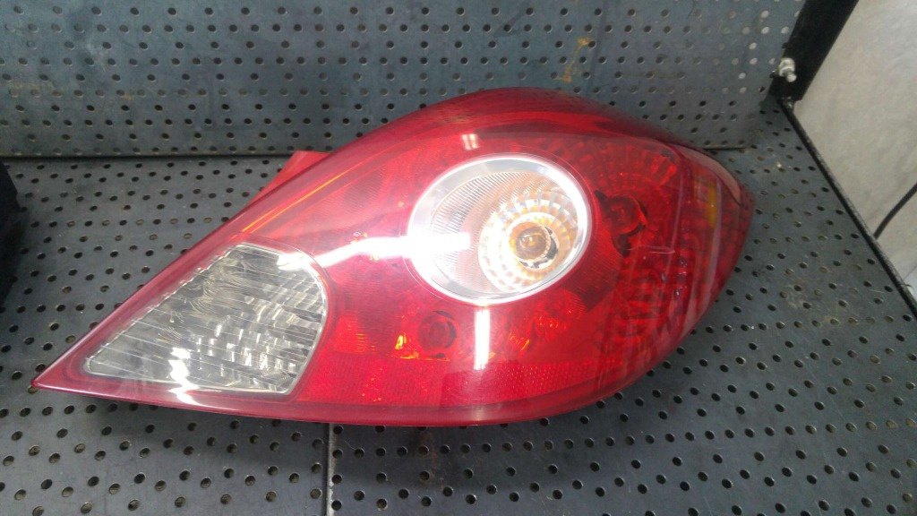 Stop tripla lampa dreapta opel corsa d s07 3 usi 1