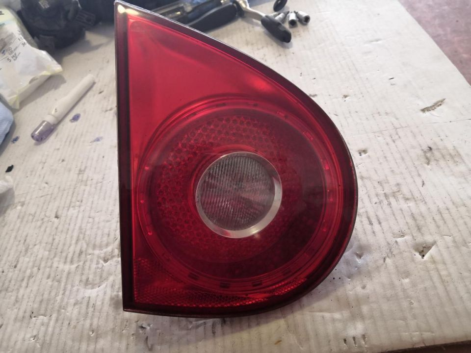 Stop tripla lampa dreapta spate parte haion vw golf 5 originala perfect funcționala