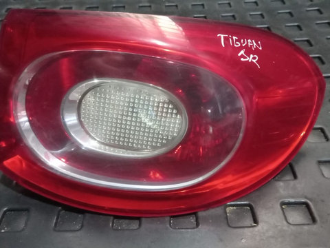 Stop tripla lampa dreapta spate Volkswagen Tiguan an 2009