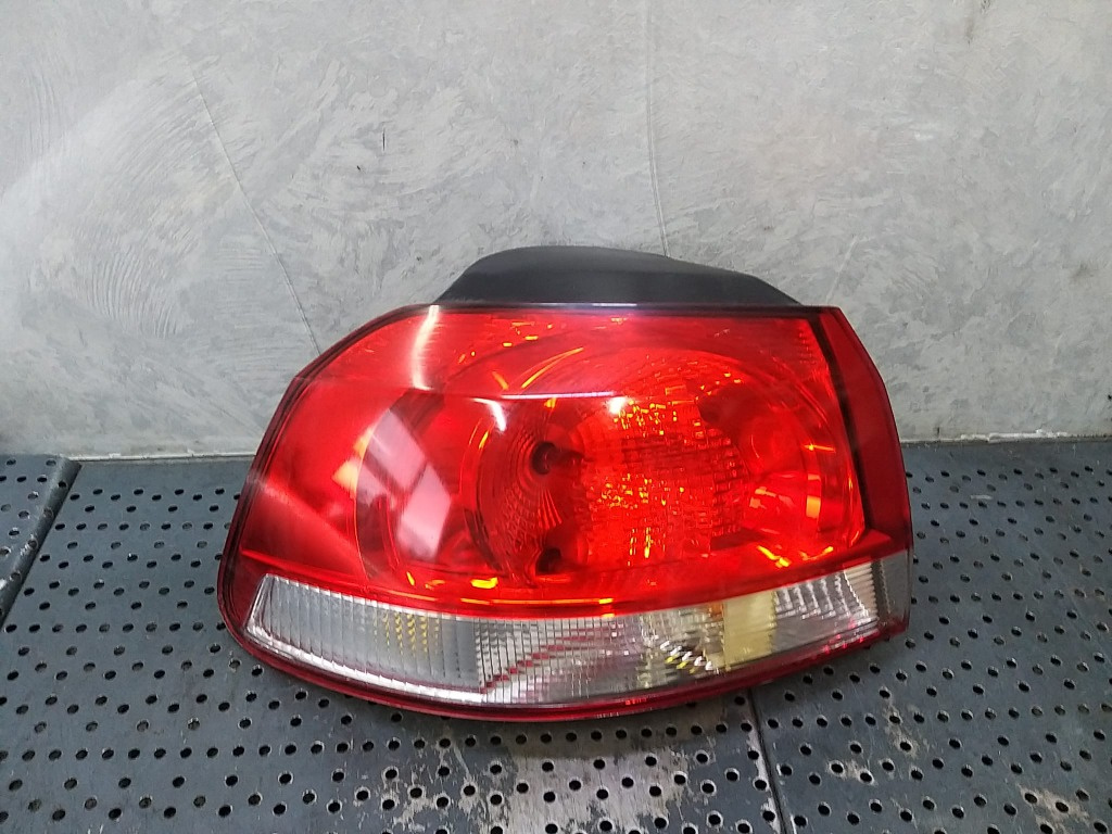 Stop tripla lampa stanga aripa vw golf 6 5k 5k0945111 89078560l