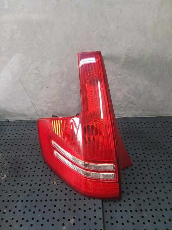 Stop tripla lampa stanga citroen c4 1 lc 965586408