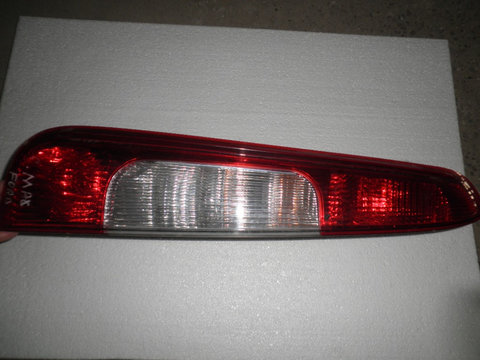 Stop / Tripla / Lampa Stanga Ford C-Max 2006 3m51-13n411