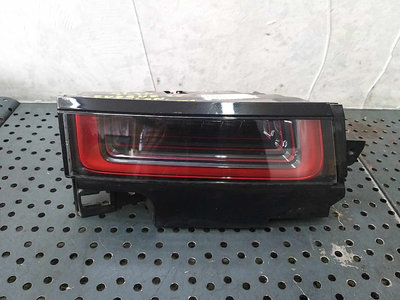 Stop tripla lampa stanga haion led land rover rang