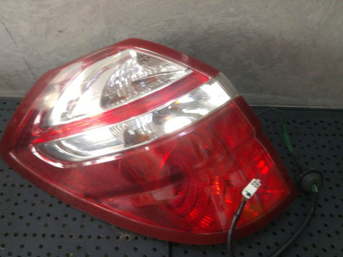 Stop tripla lampa stanga subaru outback 22020952