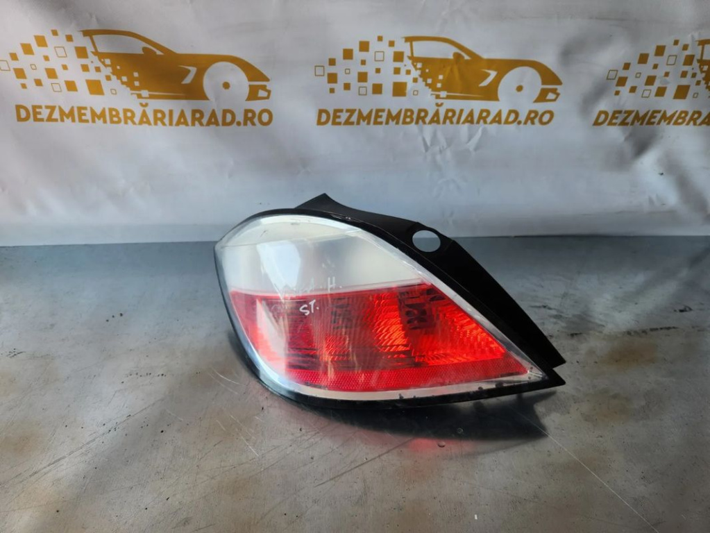 Stop Tripla Lampa Stop Stanga Opel Astra H Hatchba