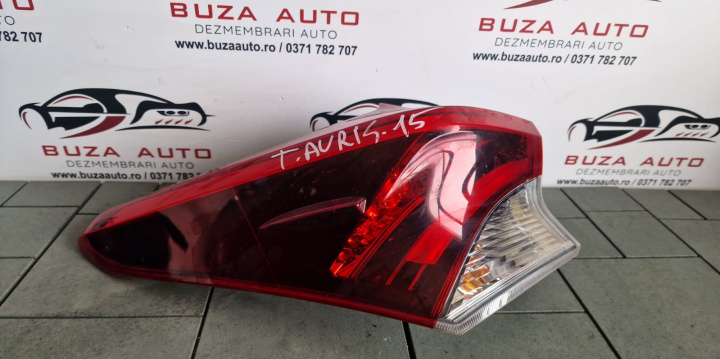 Stop / Tripla spate stanga pe aripa Toyota Auris 2 [2012 - 2015] Hybrid hatchback 5-usi