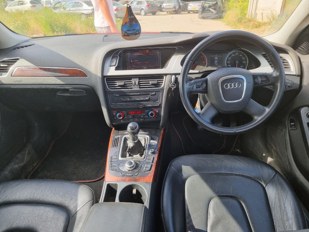 Stopuri Audi A4 B8 2010 Berlina 2.0