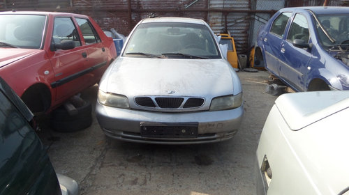 Stopuri Daewoo Nubira 2000 sedan 1.6 ben