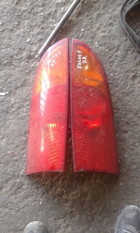 Stopuri Ford Focus 1,Hatchback