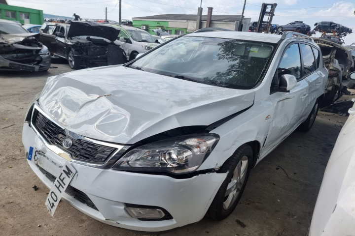 Stopuri Kia Ceed 2012 break 1.6