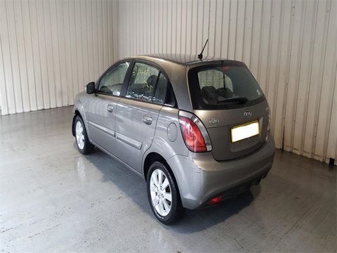 Stopuri Kia Rio 2011 Hatchback 1.5 D D4FA