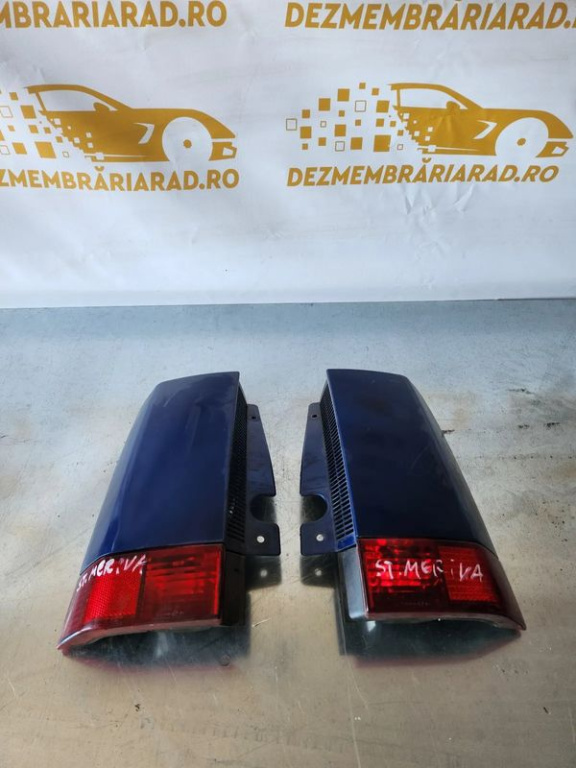 Stopuri Lampa Stop Tripla Stanga Dreapta