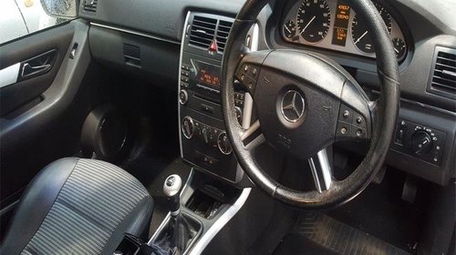 Stopuri Mercedes B-CLASS W245 2006 Hatch