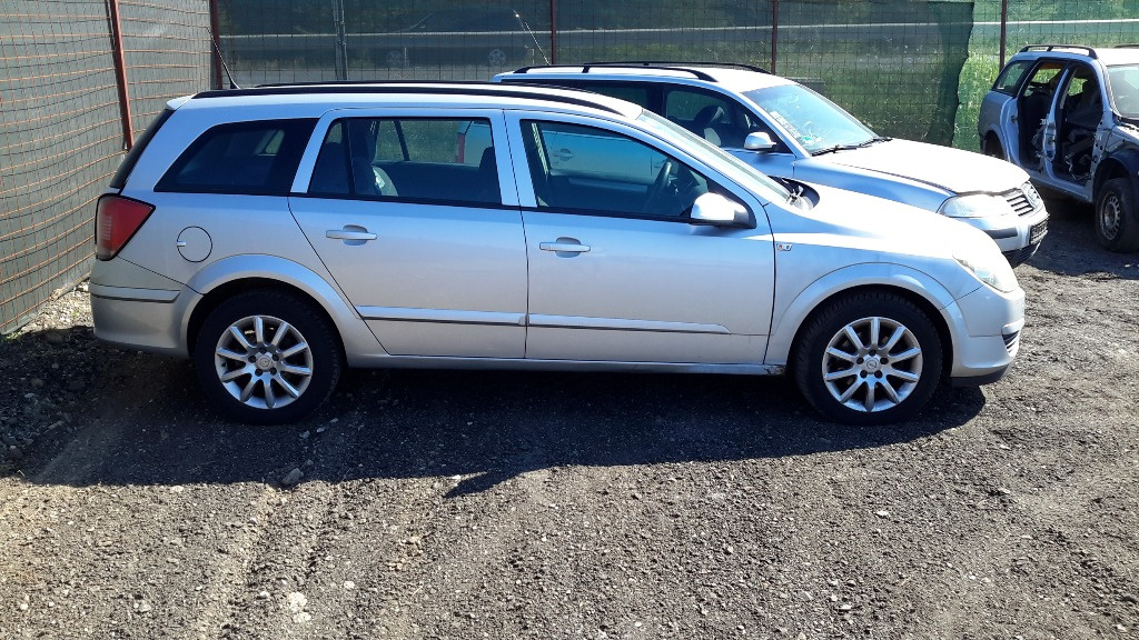 Stopuri Opel Astra H 2005 break 1.7