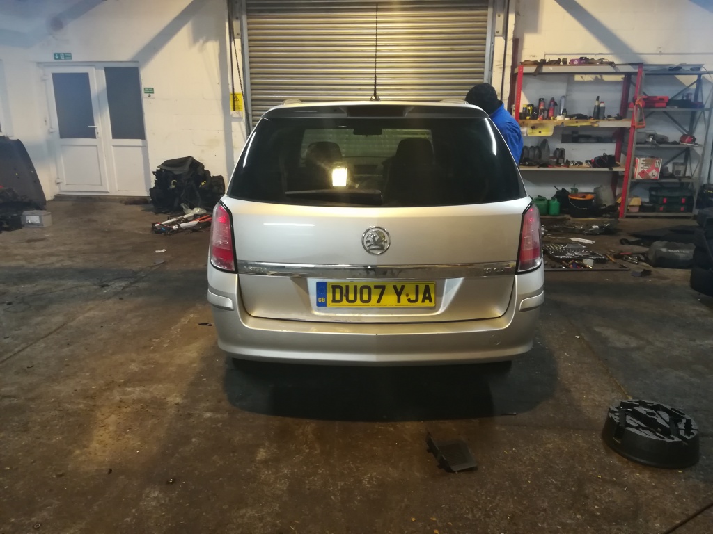 Stopuri Opel Astra H 2008 Station Wagon 