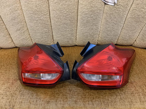 Stopuri, Stop stanga / Stop dreapta Ford Focus 3 Hatchback 2014-2019