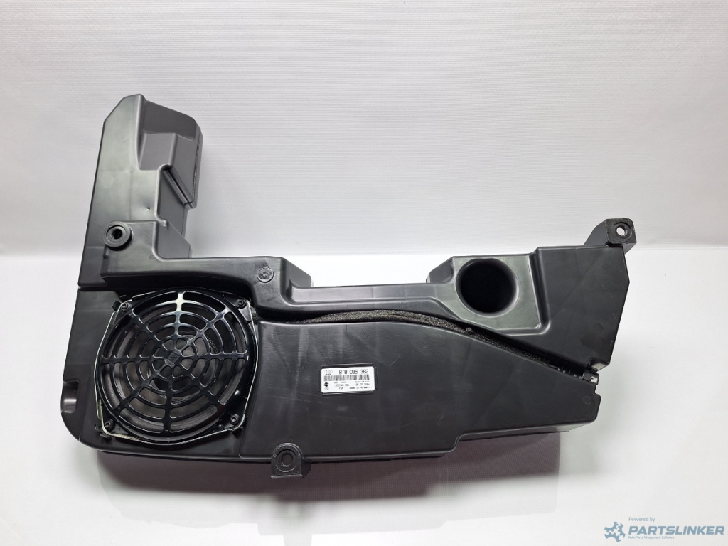 Subwoofer auto AUDI A4 IV Avant (8K5, B8) [ 2007 - 2015 ] TDI (CJCD, CMFB, CSUA) 110KW|150HP OEM 8T0035382