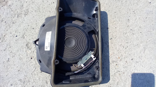 Subwoofer BOSE Audi A4 B7 / 8E5035412B