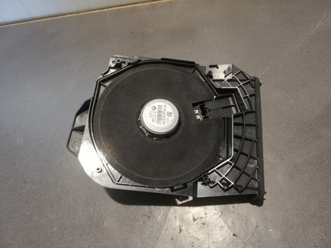 Subwoofer dreapta BMW F20an 2011 2012 2013 2014 2015 cod 9210148