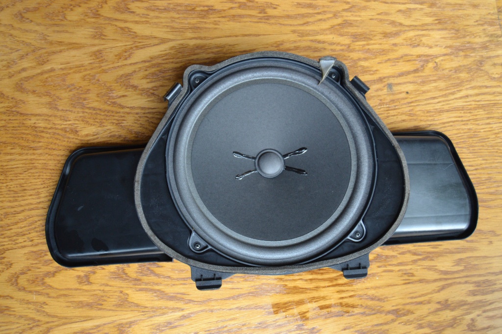 Subwoofer Mercedes S320 cdi w221