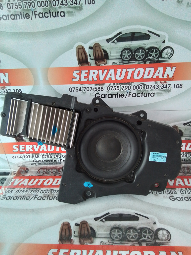Subwoofer Volvo XC90 (2002->) 2.4 Motorina 2006, 30679176 / 30758468