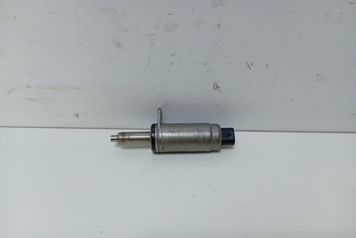 Supapa comanda solenoid 3.2 fsi 06E103697E Audi A8 D3/4E [2th facelift] [2007 - 2010]