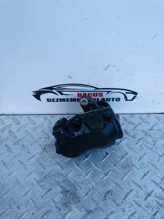 Supapa EGR Nissan Qashqai J10 / Renault Megane 3 1.6 DCI An 2012 Cod : 147101478R / H8201061904