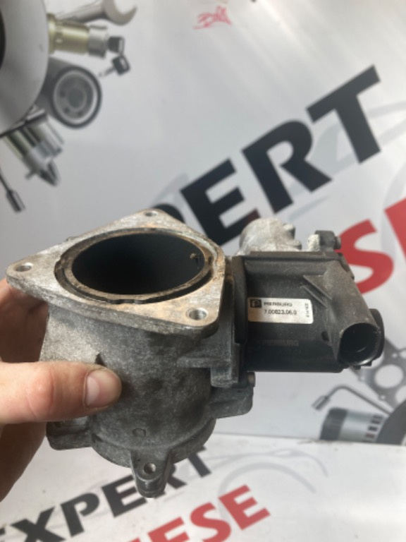 Supapa EGR PIERBURG VW T5, Touareg Crafter Codul Piesei: 7.00823.04.0 - 7.00823.06.0 2.5 tdi bnz t5 an 2008