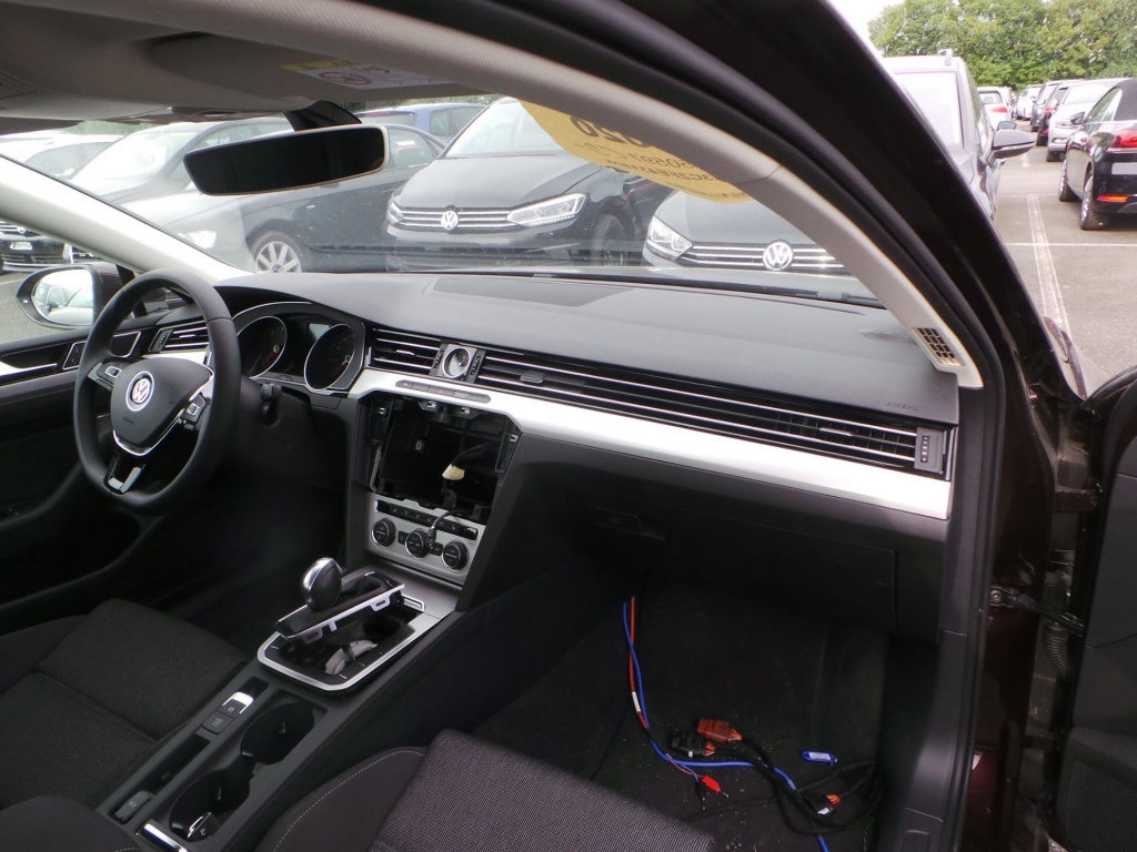 Supapa EGR VW Passat B8 2015 limuzina 2.