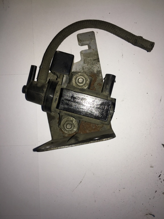 Supapa vacuum electrovalva BMW Seria 1 Seria 3 E60