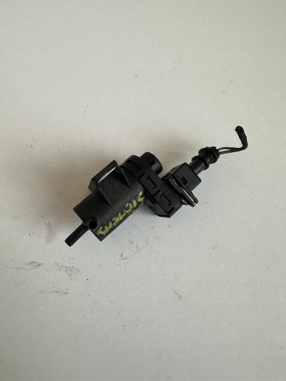 Supapa Vacuum Renault Kangoo 1.5 / 2.0 DCI cod 8200762162 an 2010 - 2017
