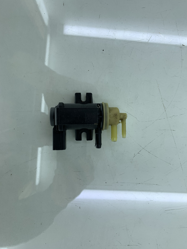 Supapa vacuum VW PASSAT B7 2.0 CFFB 2010-2014 1K0906627B DezP: 23810
