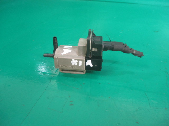 SUPAPA / VALVA / ELECTROVALVA VACUUM KIA SORENTO 1 2.5 CRDI 4x4 FAB. 2002 – 2009 ⭐⭐⭐⭐⭐