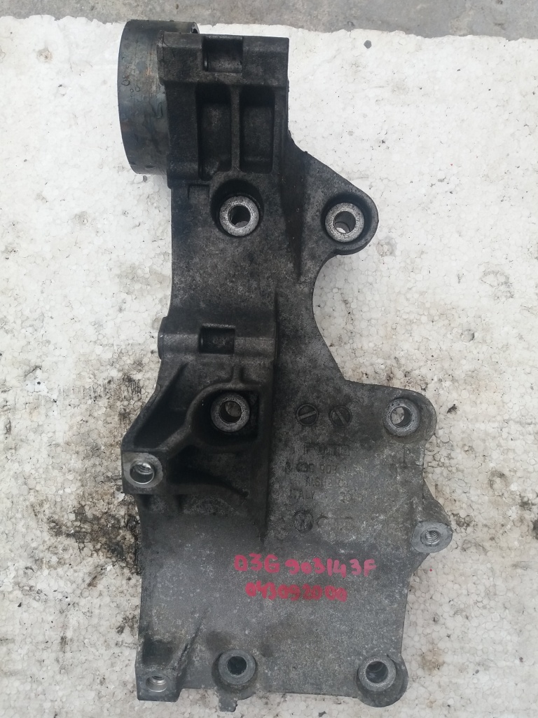 Suport accesorii 03G903143F VW Passat, Audi, Skoda, Seat
