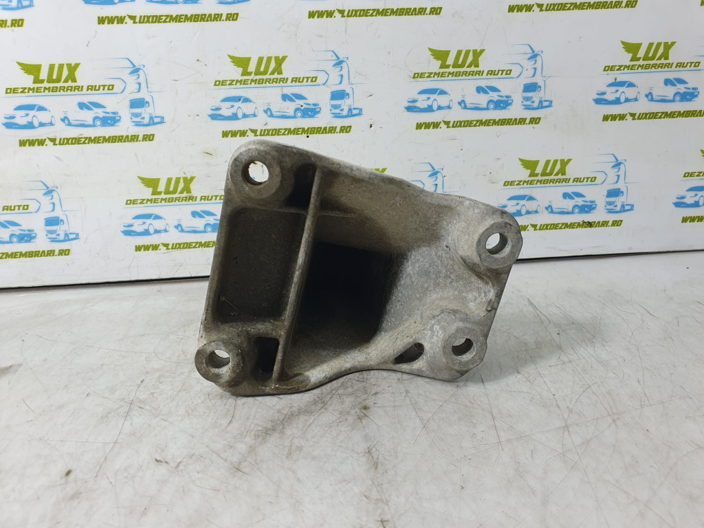 Suport accesorii 13992010 2.0 D N47 BMW 