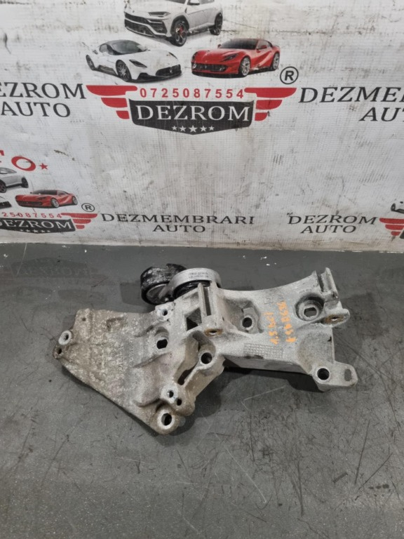 Suport accesorii 8200669495 Nissan Juke 