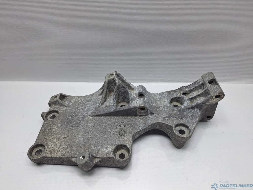 Suport accesorii AUDI A3 II Sportback (8