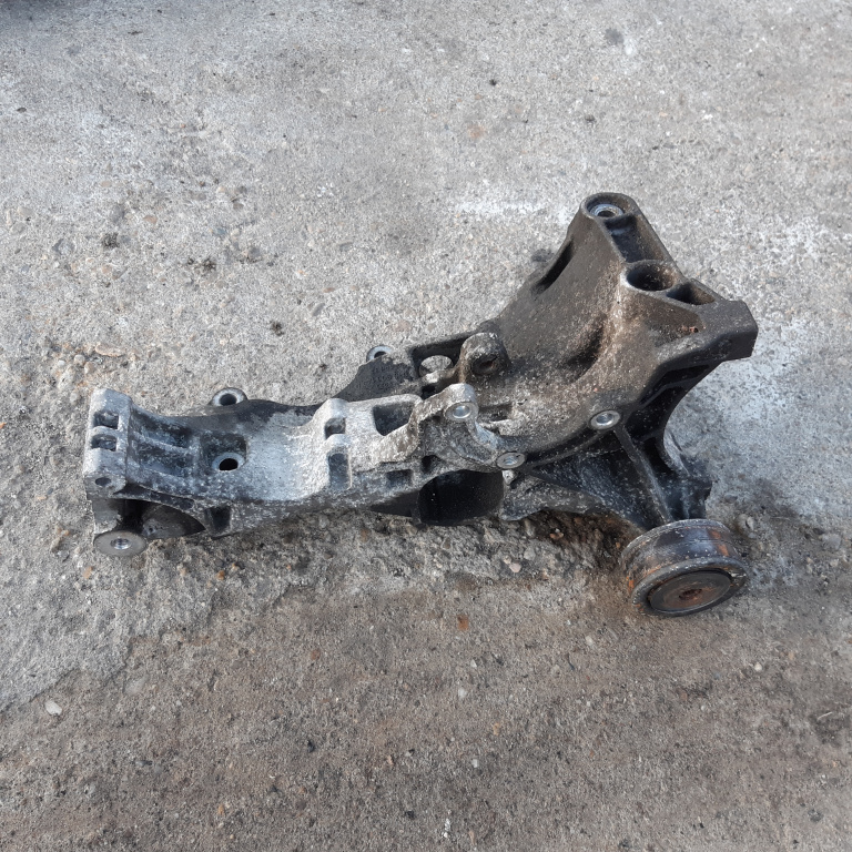 Suport accesorii Audi A6 C6 2.0 TDI