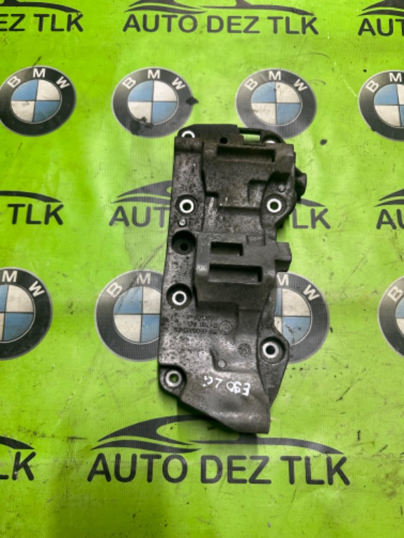 Suport accesorii BMW Seria 7 Sedan F01 LCI 730dX cod piesa : 8506863-05